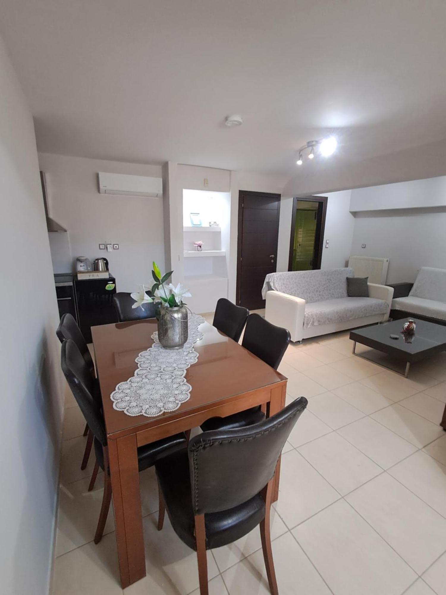 Mary'S Cozy Apartment 알렉산드로폴리스 외부 사진
